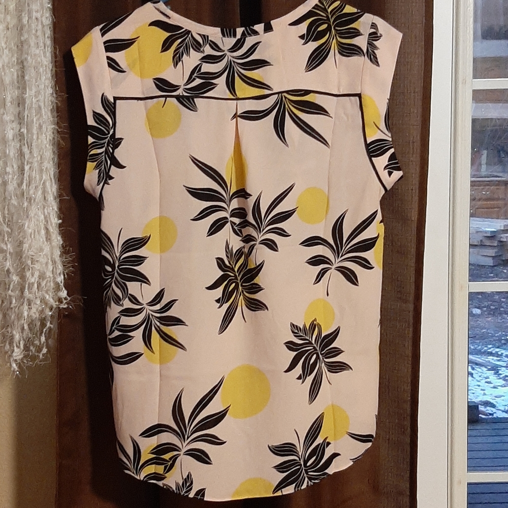Formal Tank - Picture 4 of 4